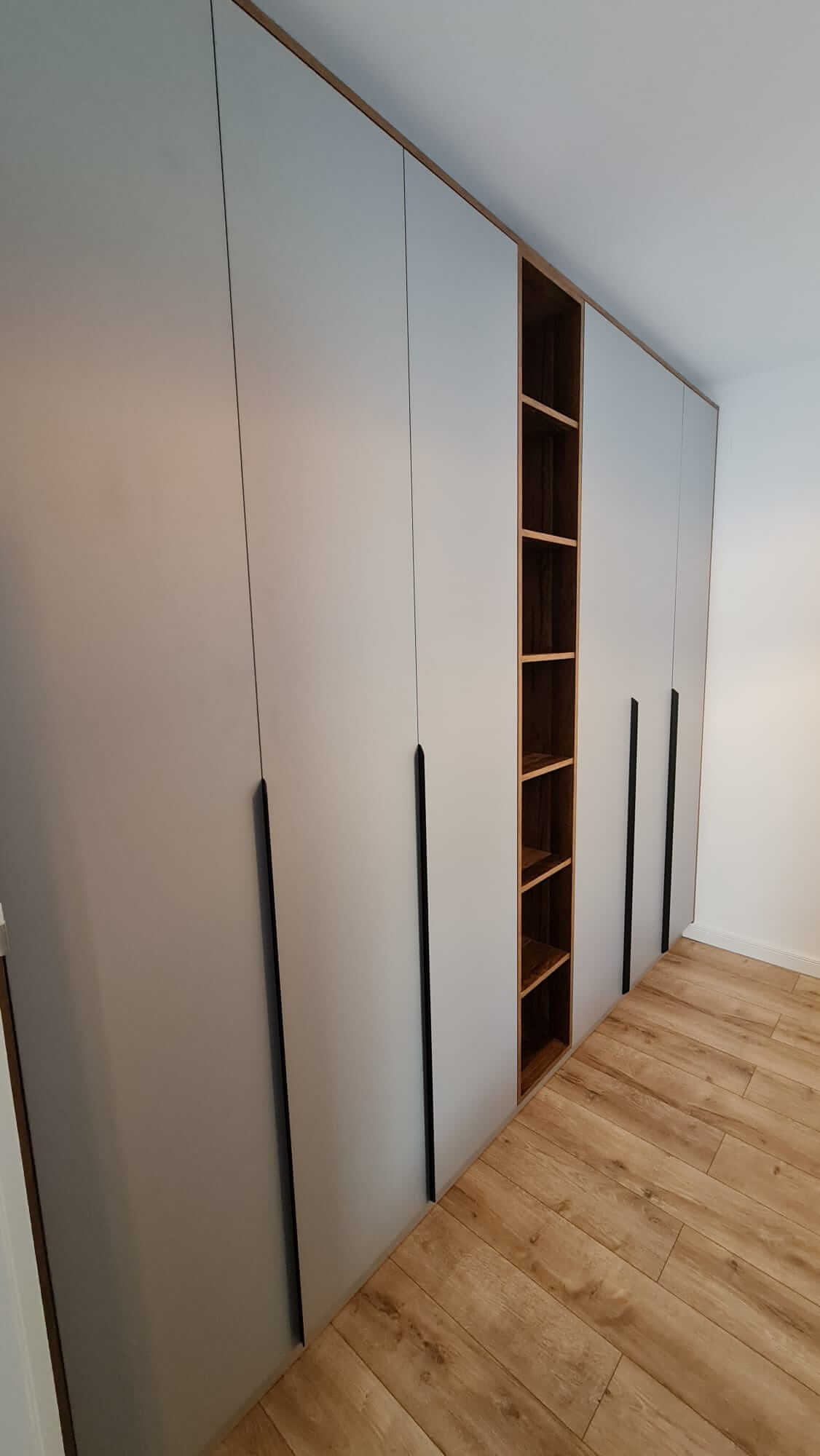 Mobilier personalizat proiect 10