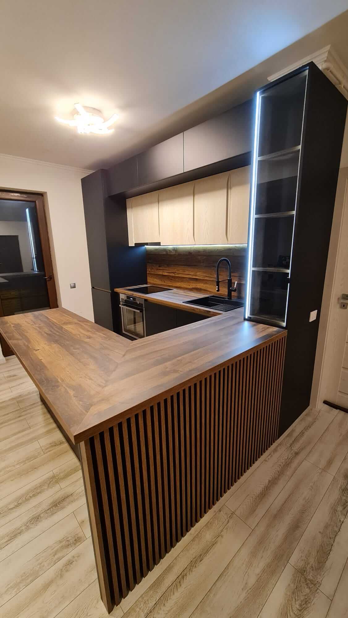 Mobilier personalizat proiect 8